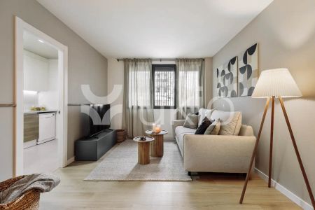 Apartamento de alquiler en Carrer del Perelló, Diagonal Mar i el Front Marítim del Poblenou - Photo 3