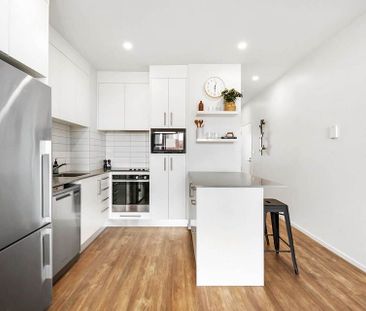 1 Bedroom | 1 Bathroom | 1 Carpark - Photo 2