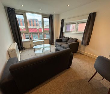 2 bedroom flat to rent - Photo 1