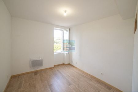 Location Maison 3 pièces 49m² - Photo 4