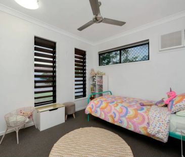 Coastal Comfort with Space to Relax - Photo 4