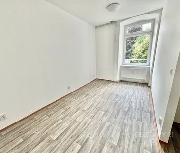 Pronájem bytu 1+kk a garsoniéry 21 m², Tkalcovská , Brno - Photo 6