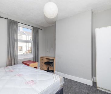 4 bedroom house share to rent - Photo 5