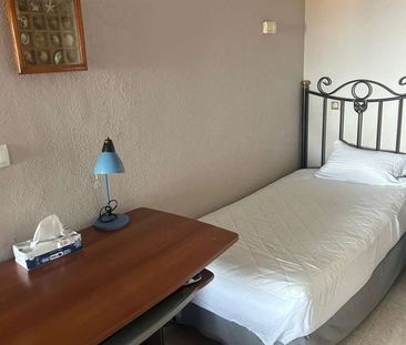 2 bedroom luxury Apartment for rent in Torremolinos, Andalusia - Photo 3