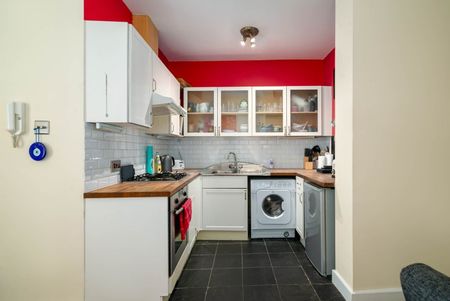 1 Bed Flat, John Ruskin Street, SE5 - Photo 5