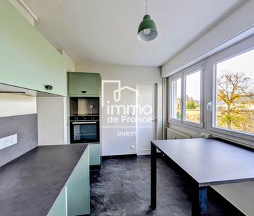 Location Appartement 5 pièces 94m² - Photo 6