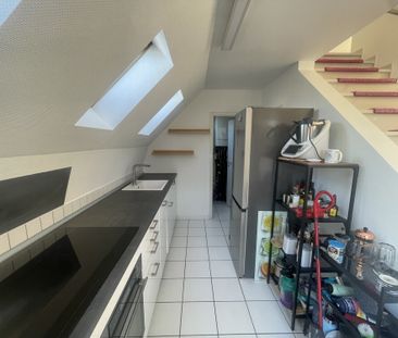 Besondere Studio Maisonette mit Dachterrasse und Balkon in Sürth! - Photo 4