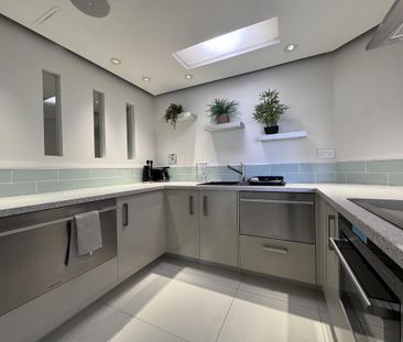 2 bedroom penthouse to rent - Photo 6