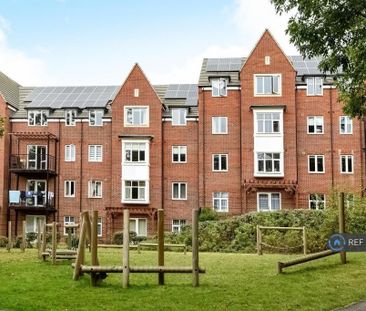 1 bedroom in a flat share to rent - Photo 4