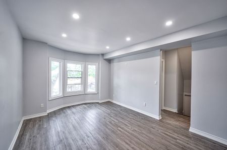 For Lease - 108 Victoria Avenue Unit# UPPER, Hamilton, Ontario - Photo 2