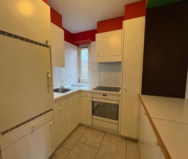 Bel appartement de 2.5 pièces avec cachet - Photo 3