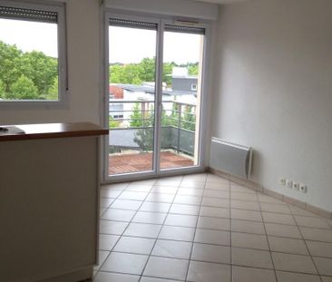 location Appartement T2 DE 43.01m² À EVRY - Photo 1