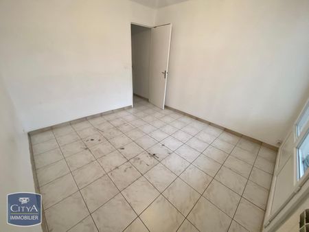 Location Appartement 3 pièces 63m² LA GARDE 83130 - Photo 2