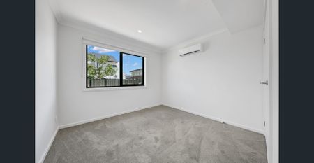 Move Straight In - Photo 3