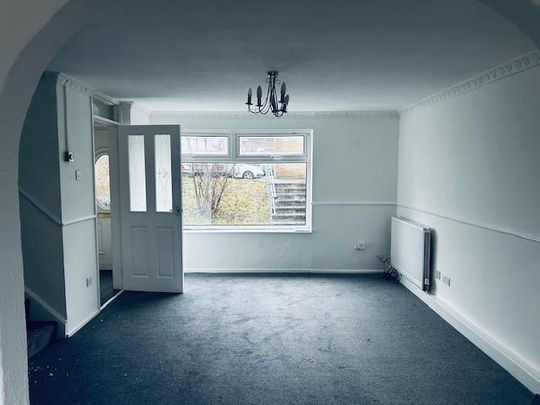 3 bedroom terraced house to rent - Photo 1