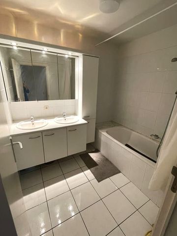 Appartement te huur - Foto 2