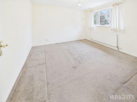 4 bedroom Detached House - Daniells, Welwyn Garden City - Photo 3