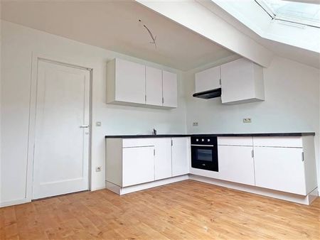 Appartement te huur - Foto 2