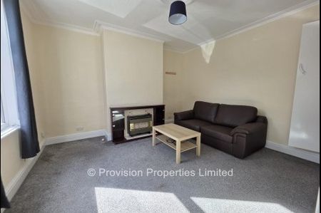 2 Bedroom House Hyde Park Leeds - Photo 4