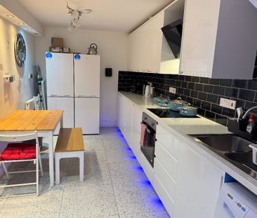 LOVELY SINGLE ROOM IN EAST PUTNEY! - Photo 3