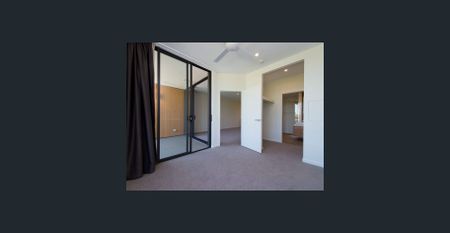 Ideal Location, Close to Transport and Shops - Park Views - Photo 3