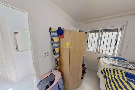 3-BEDROOM VILLA IN ORIHUELA COSTA - Foto 2