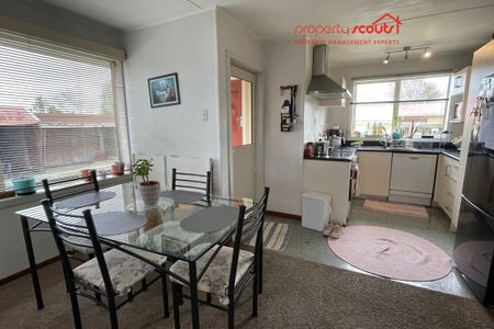 Cozy Family living in Newfield - Photo 4