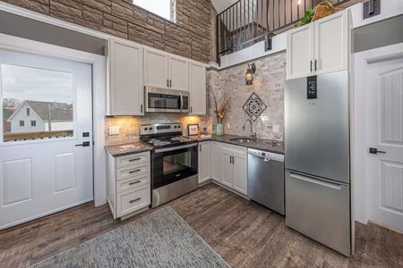 For Lease - 45 Chestnut Street Unit# 1, Kingston, Ontario - Photo 2