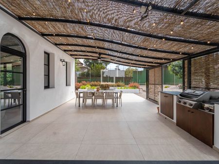 Excellent 5 Bedroom house / villa for rent in Valencia Region, Valencia - Photo 4
