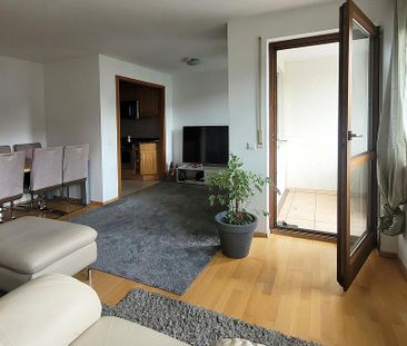 Sonnige Wohnung mit Balkon, Stellplatz und Einbauküche in Top-Lage! - Foto 3