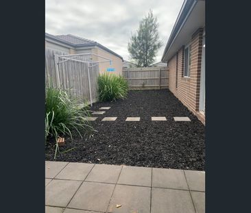 Conveniently Located - Photo 3