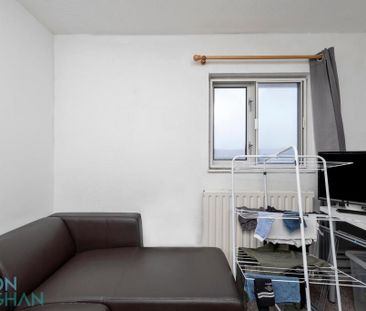 4 bedroom semi-detached house to rent - Photo 1
