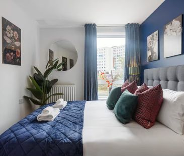 2 Bed Flat, Tarves Way, SE10 - Photo 6