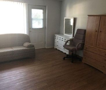 Superbe 2½ style condo à 825$/mois – Tout inclus – Secteur Ascot - Photo 1