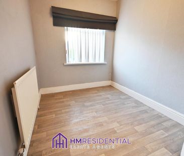 3 bedroom flat to rent - Photo 4