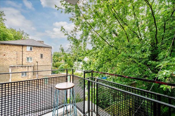 3 bedroom apartment to rent - Photo 1
