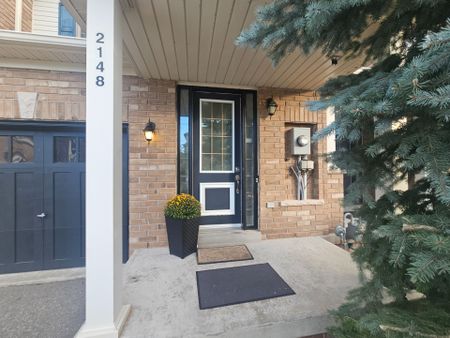 For Lease - 2148 Fiddlers Way, Oakville, Ontario - Photo 3