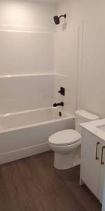 Brand-New, Spacious 3-Bed + Den, 2-Bath (47 St NW) - Photo 4