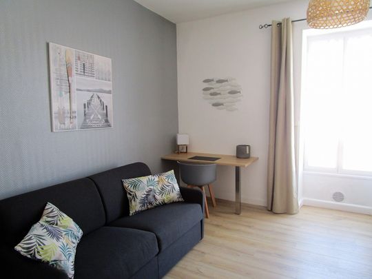 Location Appartement 1 pièce 18m² LES SABLES D OLONNE 85100 - Photo 1