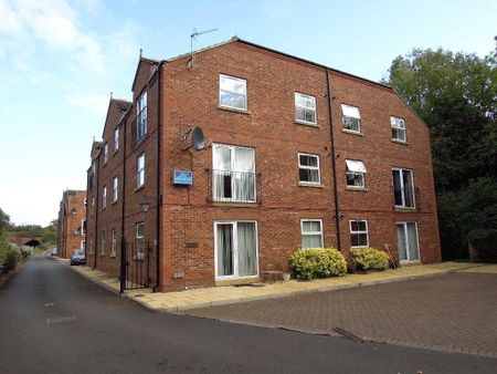 2 bed apartment to rent in Old Station Mews, Eaglescliffe, TS16 - Photo 5