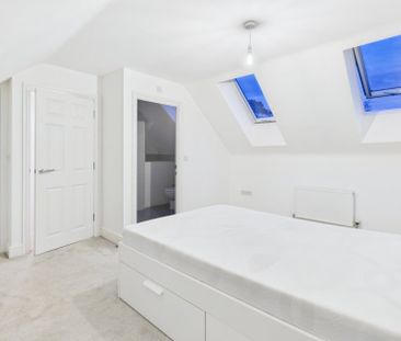 Pennylets Green, Stoke Poges, Buckinghamshire,SL2 - Photo 1