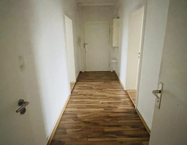 Handwerklich begabt?! Gemütliche 3-Zimmerwohnung mit Potenzial! - Foto 1