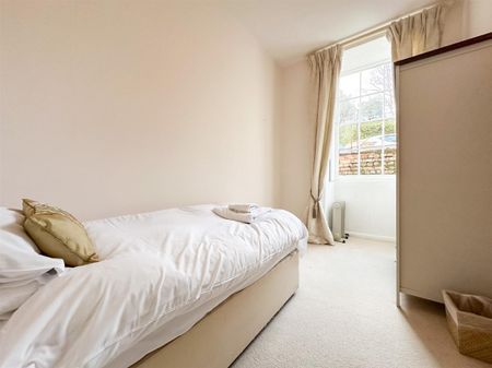 Lansdown Place, Cheltenham GL50 2HX - Photo 3