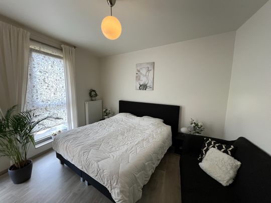 Luxueus 2-slaapkamerappartement nabij het centrum van Genk - Photo 1