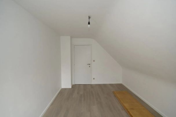 Woning met 4 slpks, tuin en garage - Foto 1