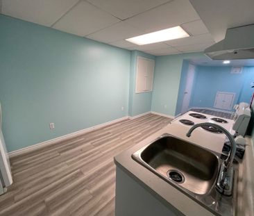 For Lease - 76 Piperbrook Crescent Unit# Basement Apartment, Toront... - Photo 6