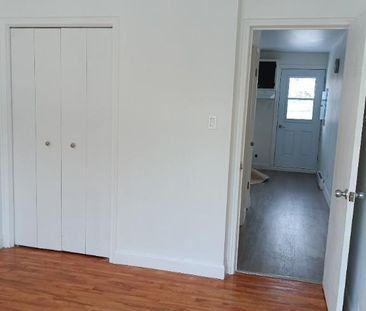 3 1/2 entièrement rénové - Photo 4