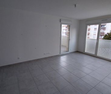 location Appartement T2 DE 43.53m² À CLUSES - Photo 2