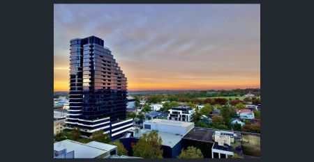 Stylish Furnished Apartment in the Heart of Box Hill！ - Photo 3