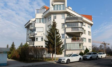 4-izbový byt s panoramatickým výhľadom na Drotárskej ceste na prenájom. - Fotografia 3